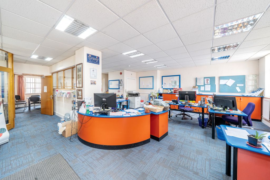 Property photo 2 of 13 Photo 11