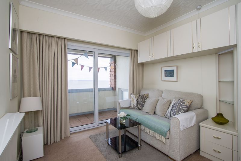 Additional image 7 of 3 bed flat to rentWindsor Court, The Esplanade, Penarth CF64