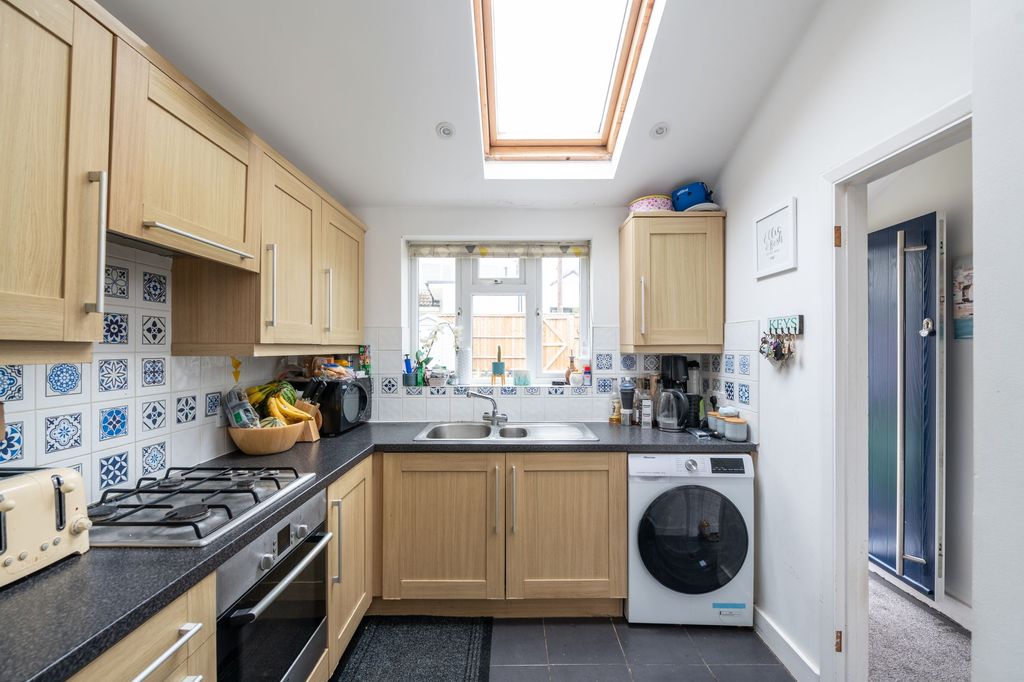 Property photo 2 of 14