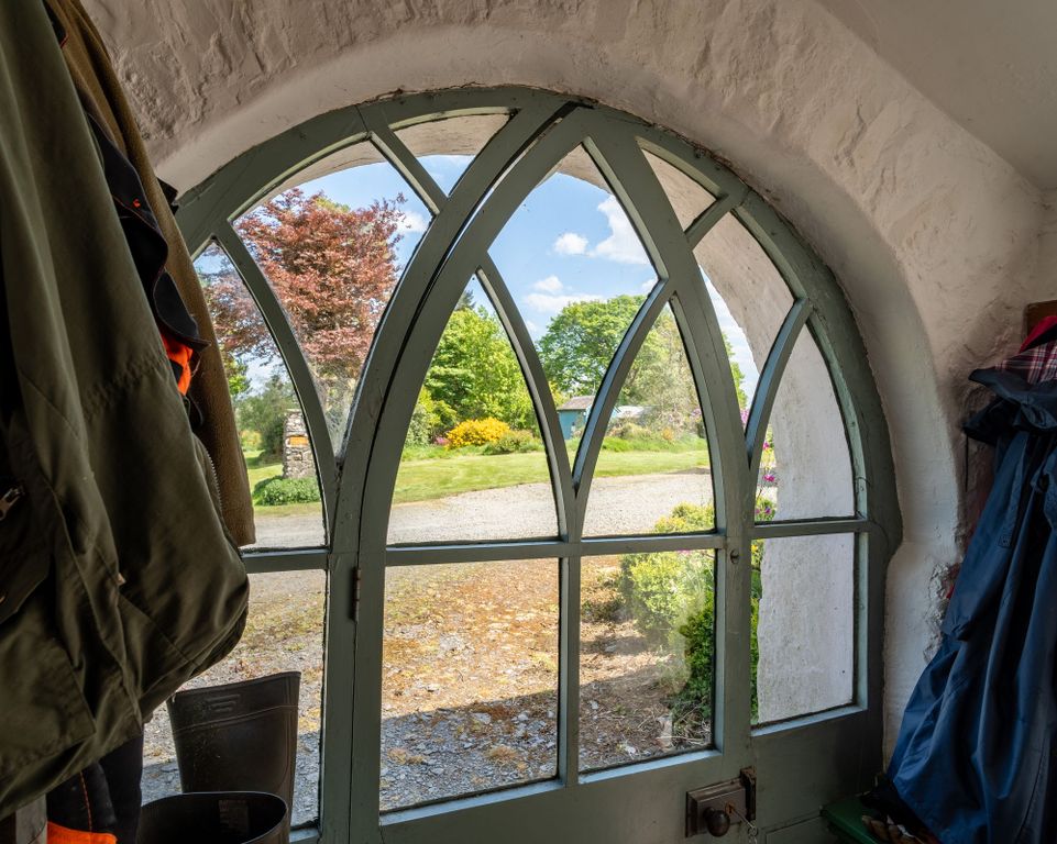 Property photo 3 of 51