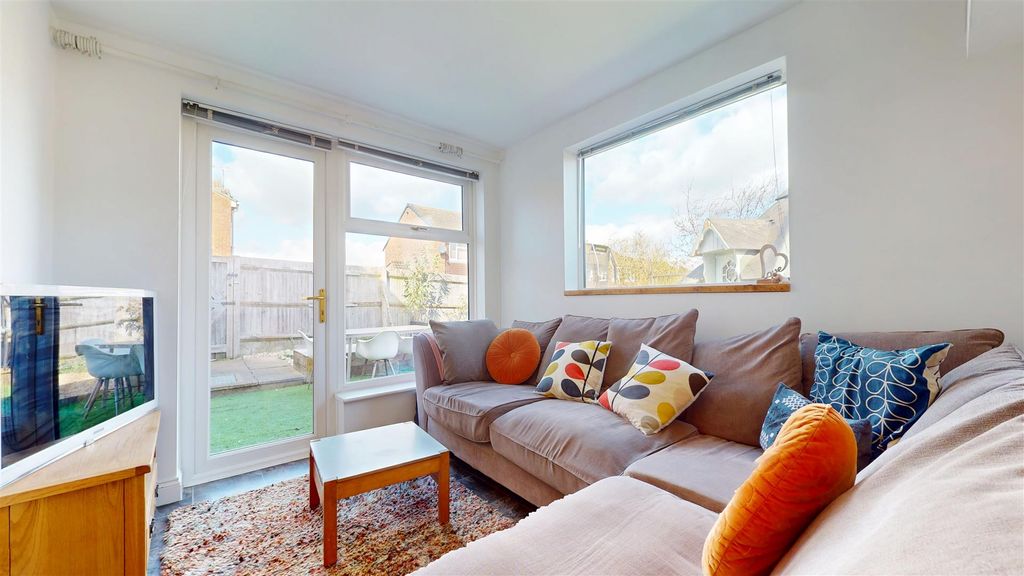 Property photo 3 of 24 03152026_220435.Jpg