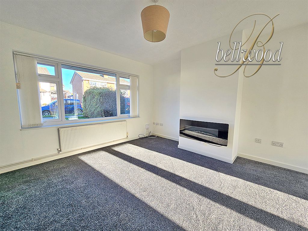 Property photo 2 of 27