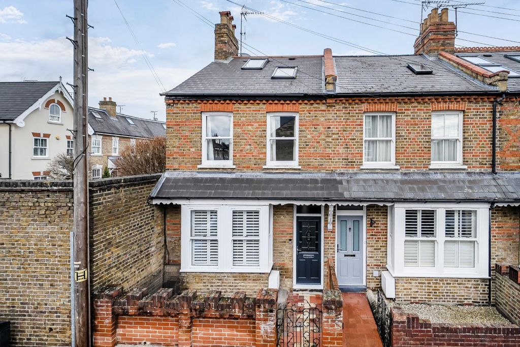 Property photo 1 of 16