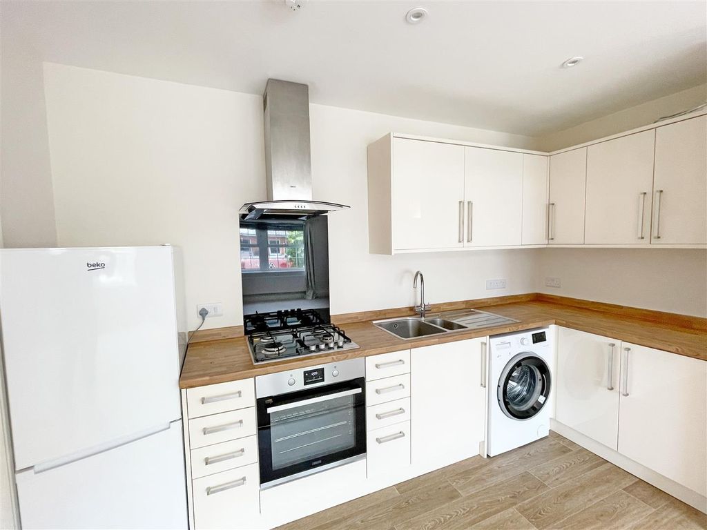 Property photo 2 of 11 Img_9510.Jpg