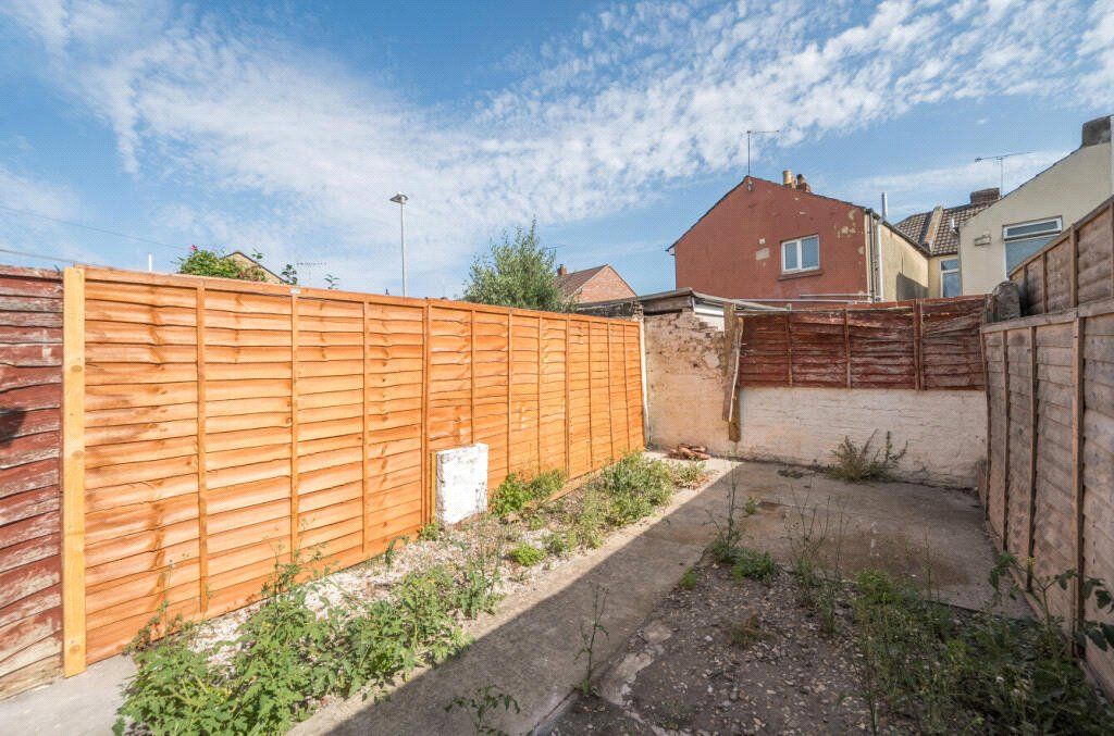 Property photo 2 of 9 Picture No. 06