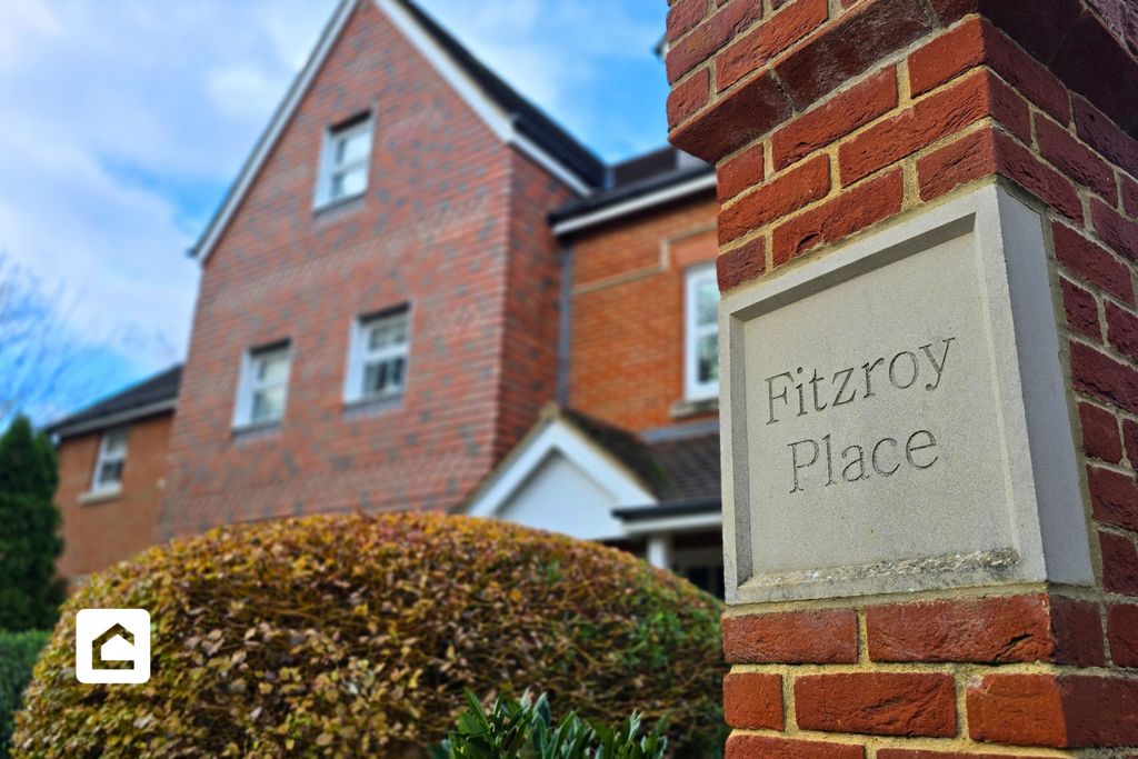 Property photo 2 of 17 2