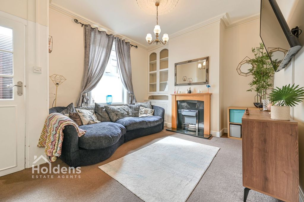 Property photo 2 of 15