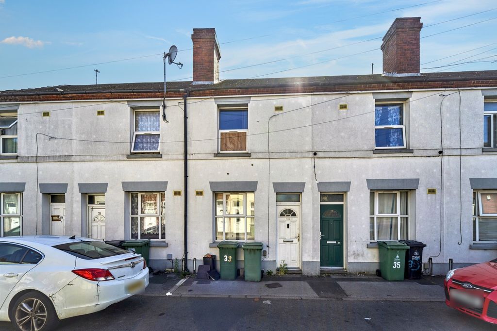 Property photo 1 of 18 33 Forrester Street, Walsall, West Midlands Ws2 9Pl