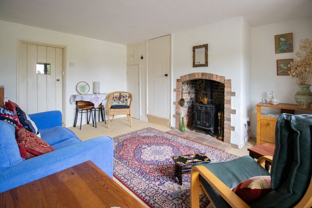Property photo 3 of 17 1742465