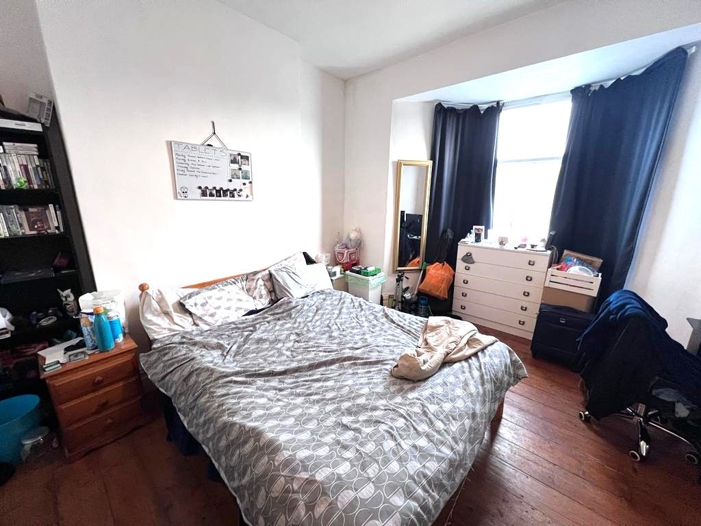 Property photo 2 of 5