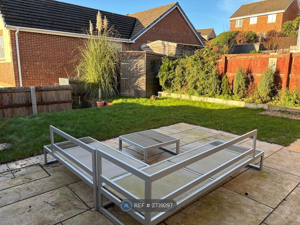 Property photo 2 of 19