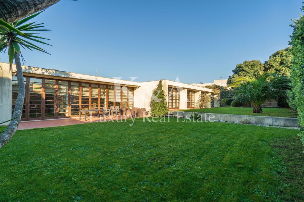 Property photo 1 of 36