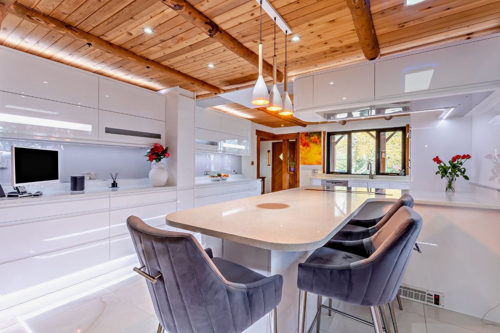 Property photo 3 of 24 Picture No. 07