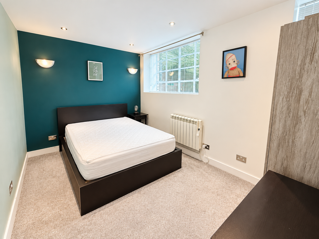 Property photo 2 of 5