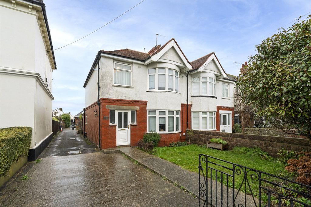 Property photo 1 of 11 Picture No. 28