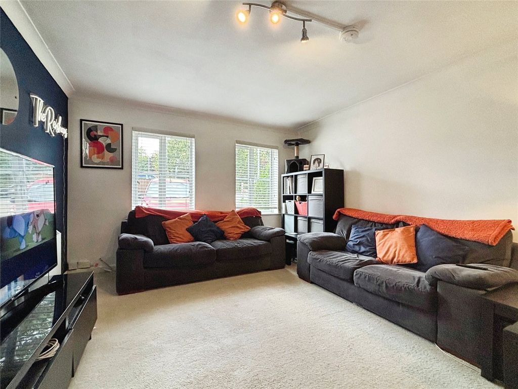 Property photo 2 of 7 Picture No. 04