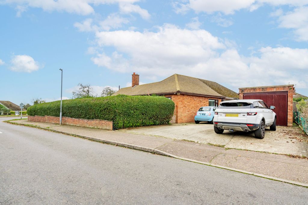 Property photo 1 of 19