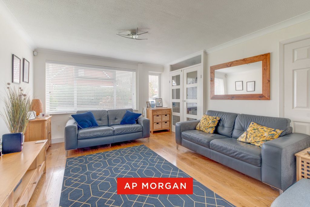 Property photo 3 of 14 Picture No. 10