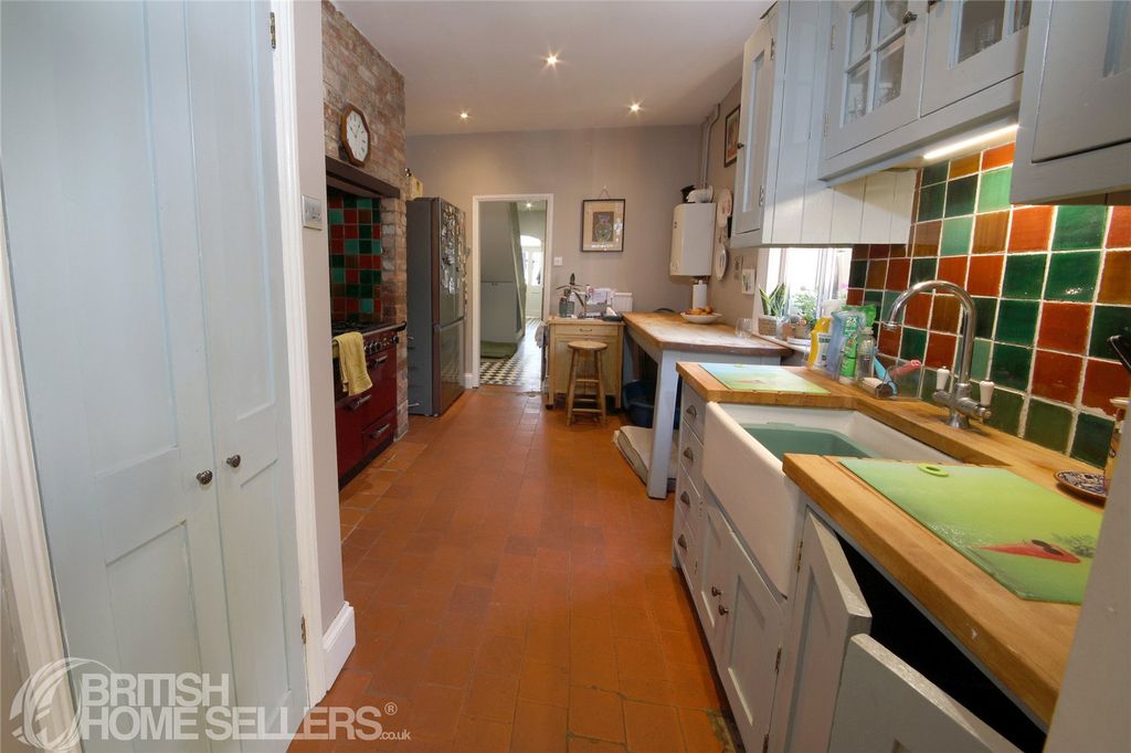 Property photo 3 of 26 Picture No. 25