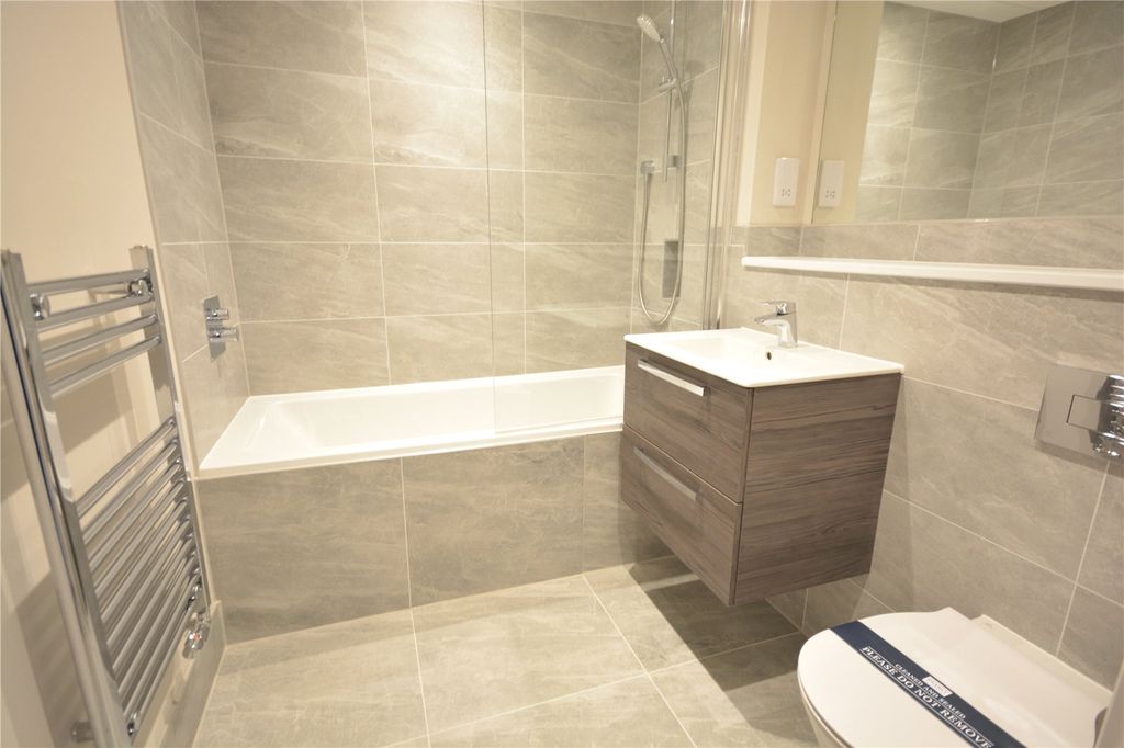 Property photo 3 of 7 Picture No. 01
