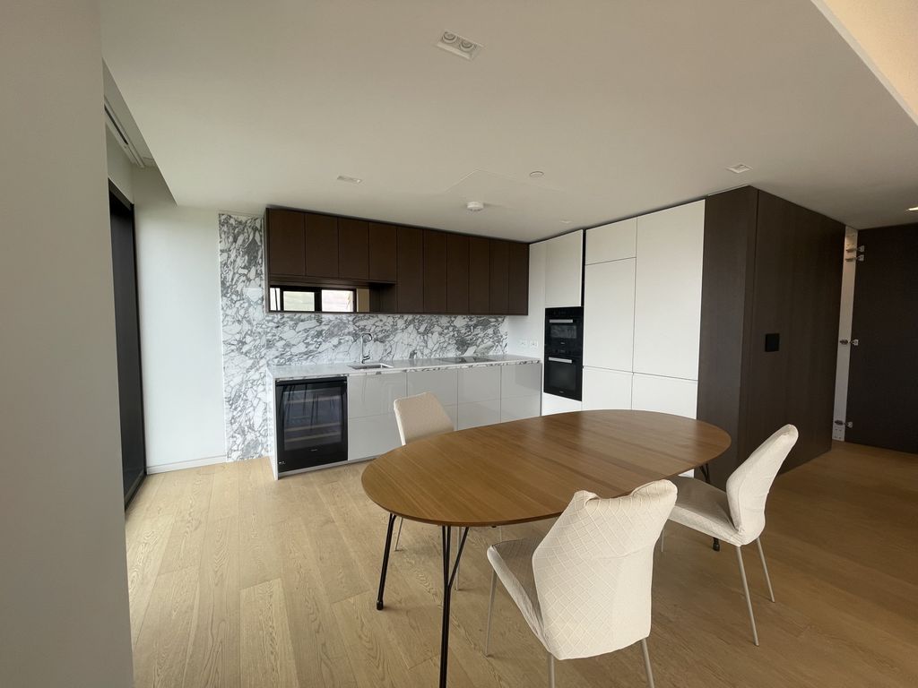 Property photo 1 of 36