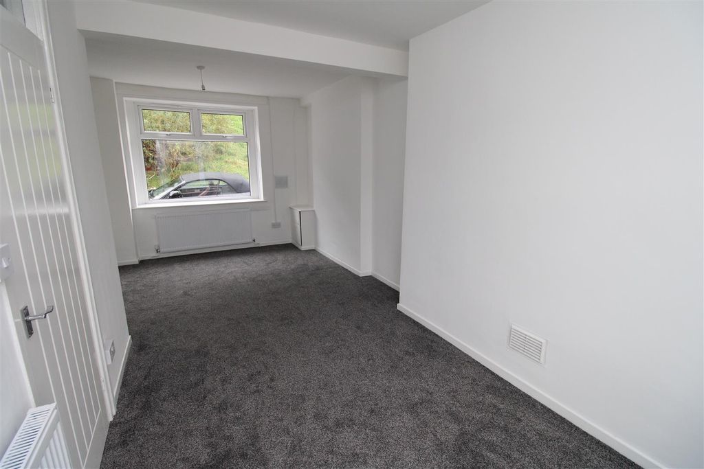 Property photo 2 of 12 Img_1700.Jpg