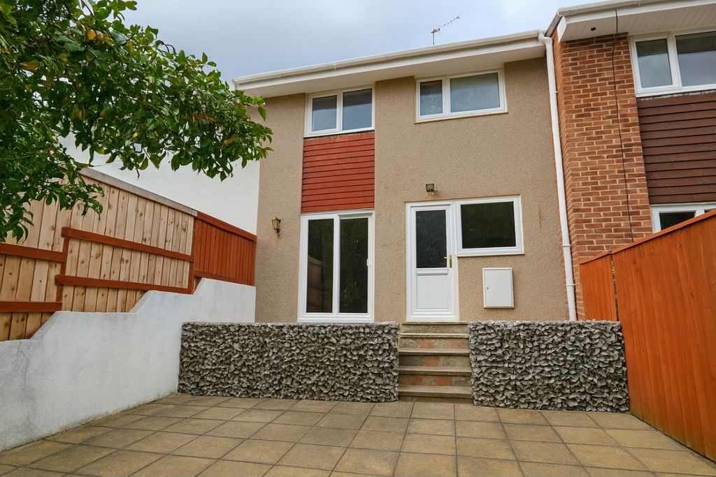 Property photo 3 of 11 Rear Garden