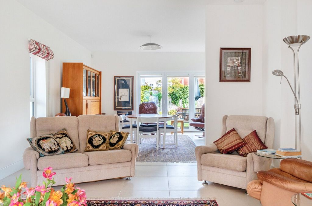 Property photo 3 of 12 Picture No. 77