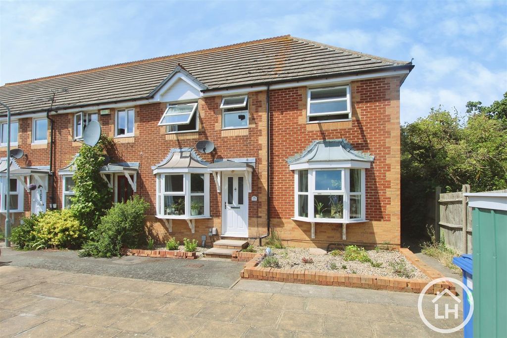 Property photo 1 of 14 External