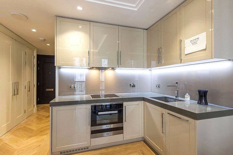 Property photo 3 of 13 Kitchen