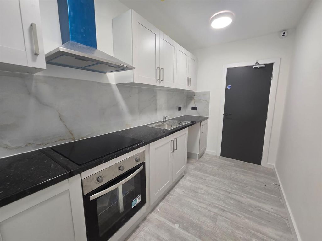 Property photo 2 of 7 Whatsapp Image 2025-12-02 At 13.46.47_53Eed447.Jpg