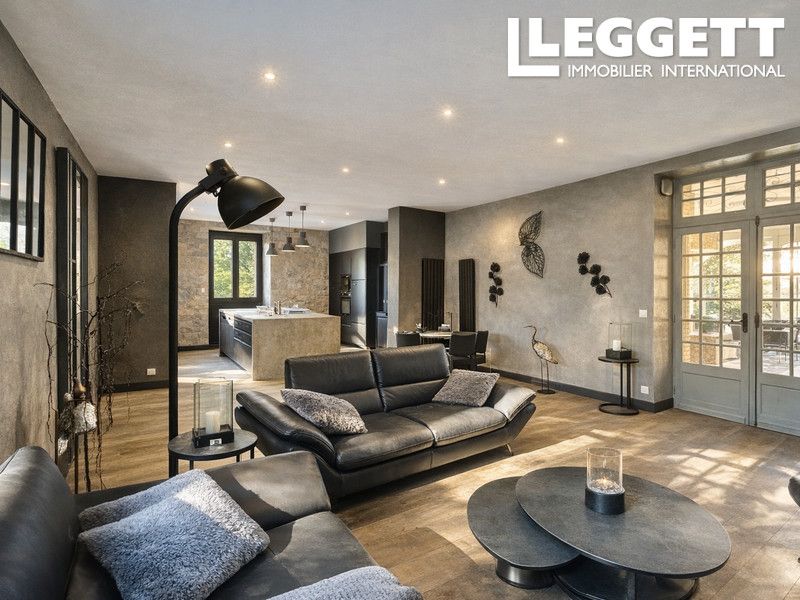 Property photo 3 of 10