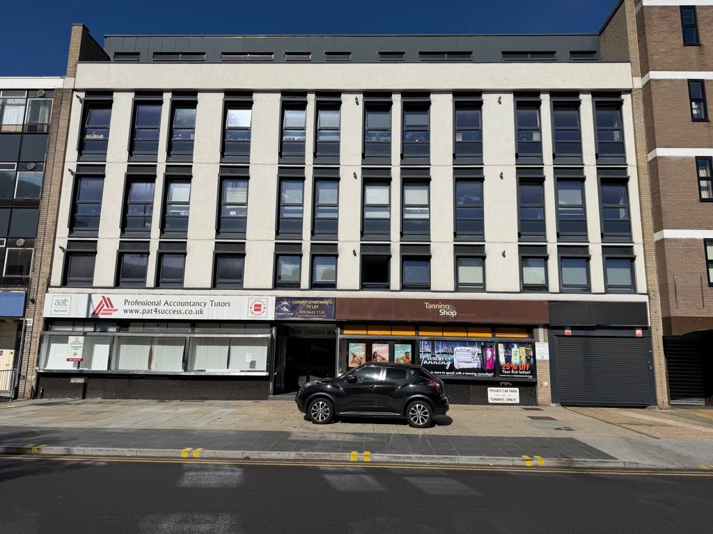 Property photo 3 of 8 Photo 1