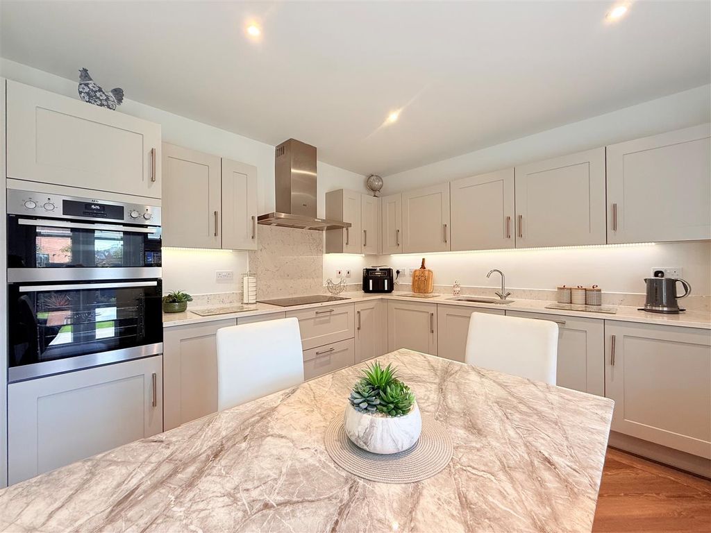 Property photo 3 of 21 1.Jpg