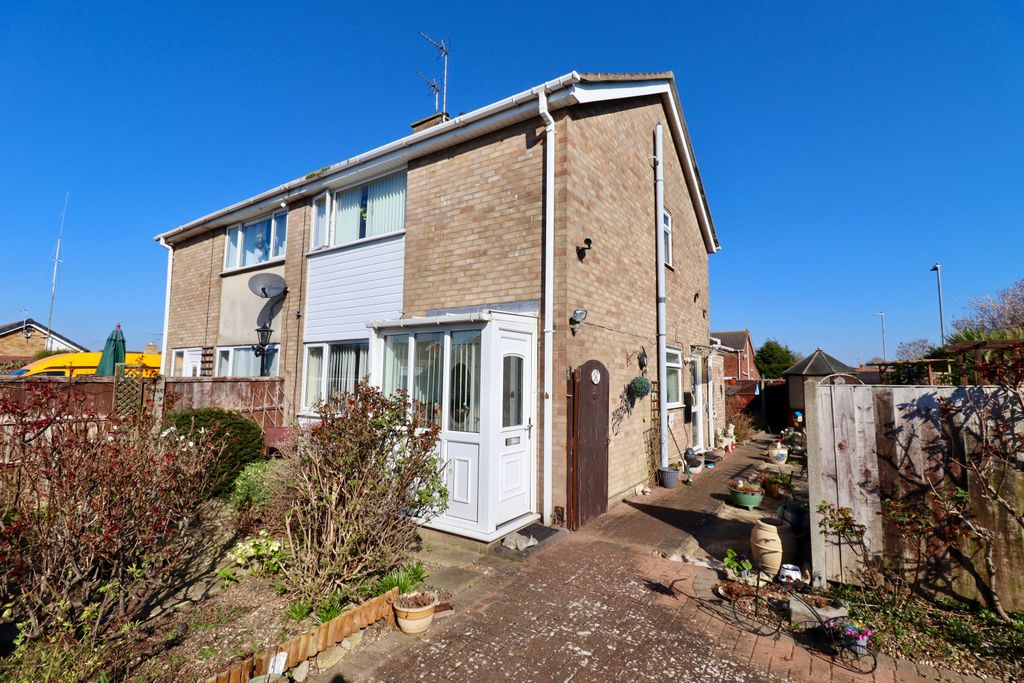 Property photo 1 of 16 Img_9932