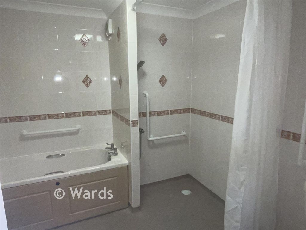 Property photo 1 of 7 Bath/Wet Room