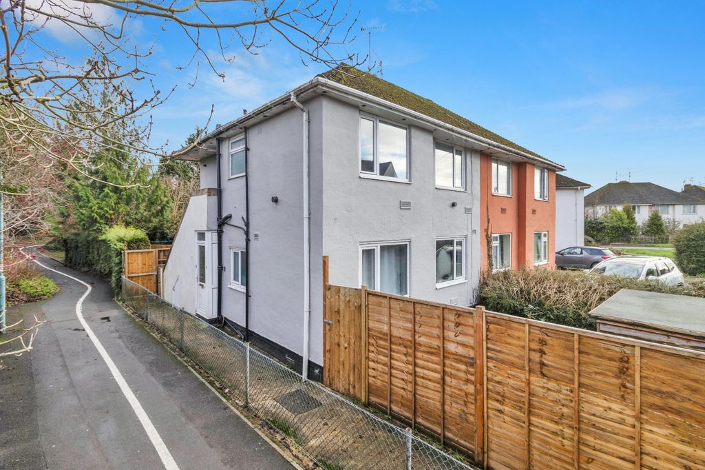 Property photo 1 of 12 Picture No. 35