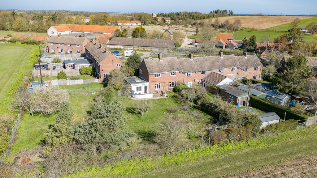 Property photo 1 of 30 709620