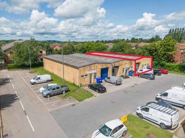 Property photo 1 of 1 Unit 13.5 Gbp