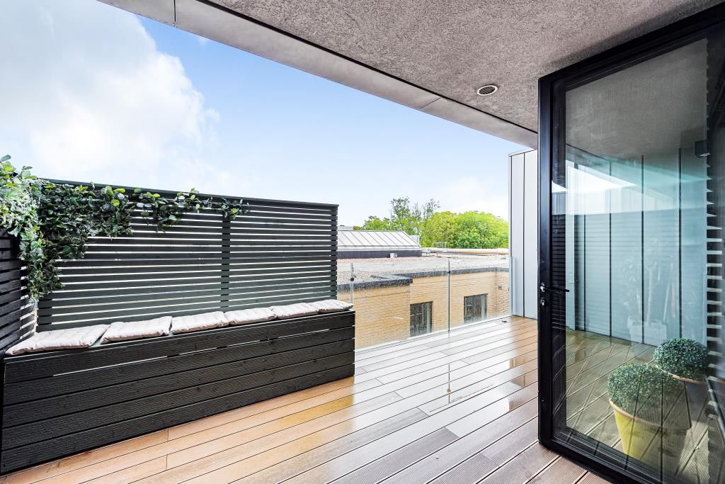 Property photo 2 of 11 External View