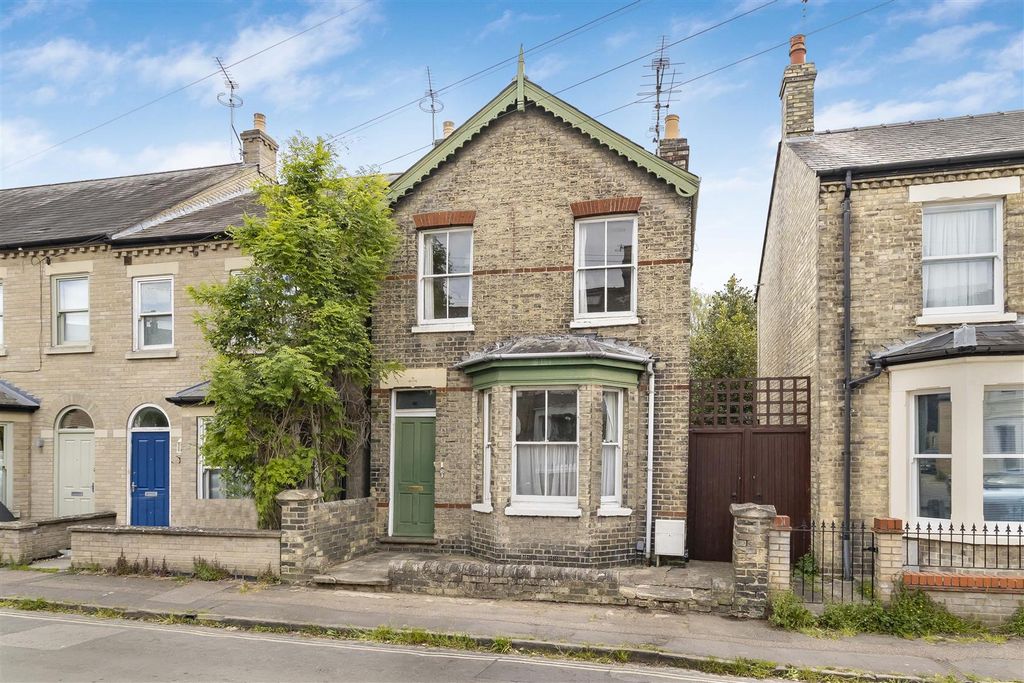 Property photo 1 of 17 15_81800.Jpg