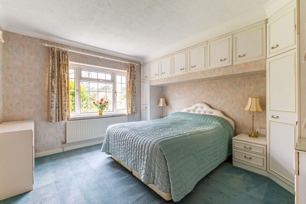 Additional image 8 of 5 bed detached house for saleStockton Avenue, Fleet GU51