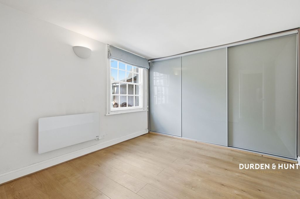 Additional image 8 of 2 bed flat for saleHigh Street, Ongar CM5