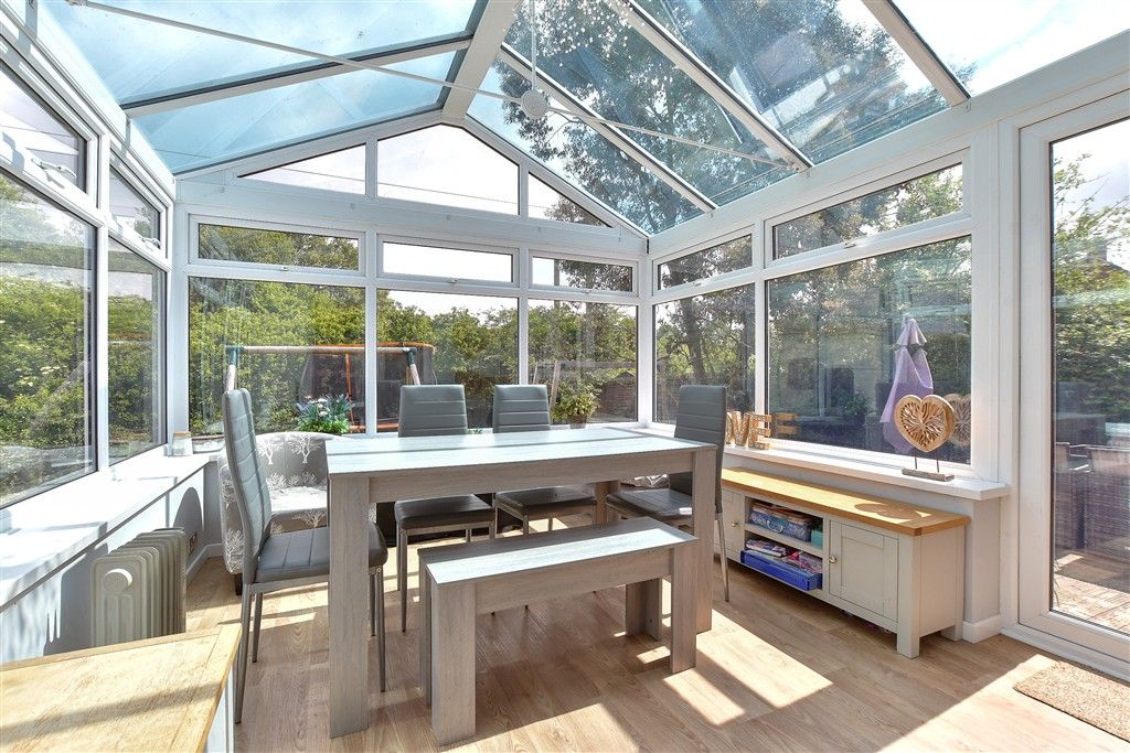 Property photo 2 of 13 Conservatory