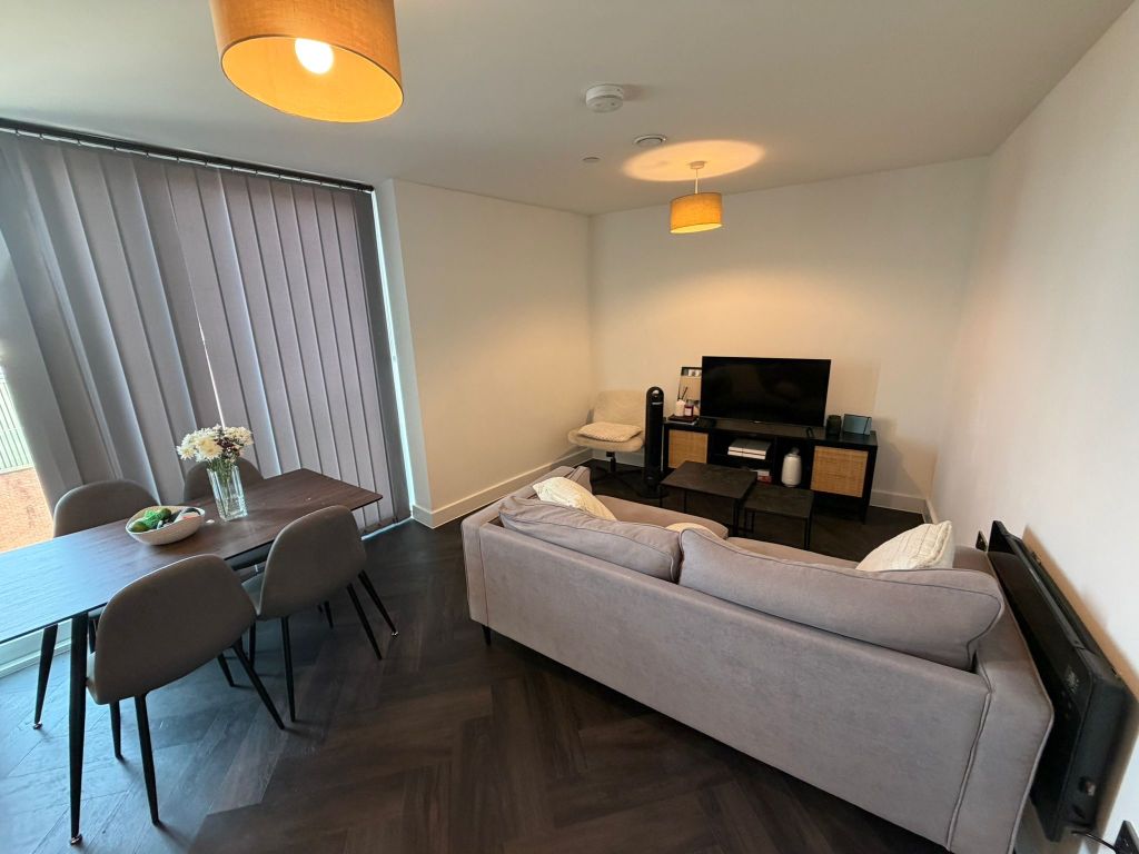 Property photo 3 of 10 55
