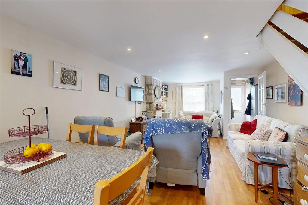 Property photo 3 of 16 413-Wakeham-09152025_151451.Jpg