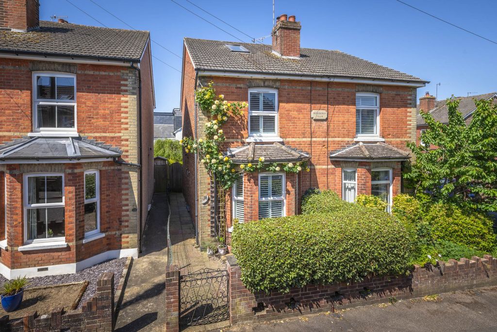 Property photo 1 of 16