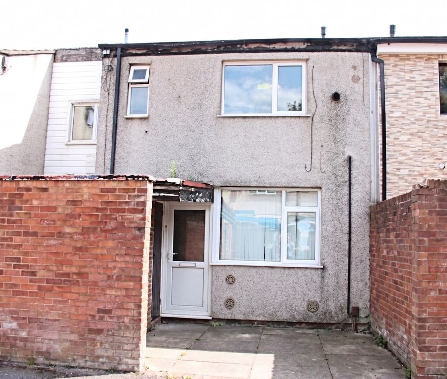 Property photo 2 of 8
