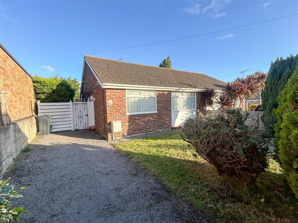 Property photo 1 of 12 Outside Front