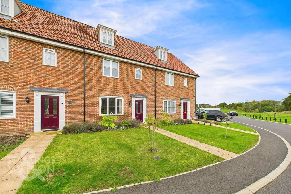 Property photo 2 of 29